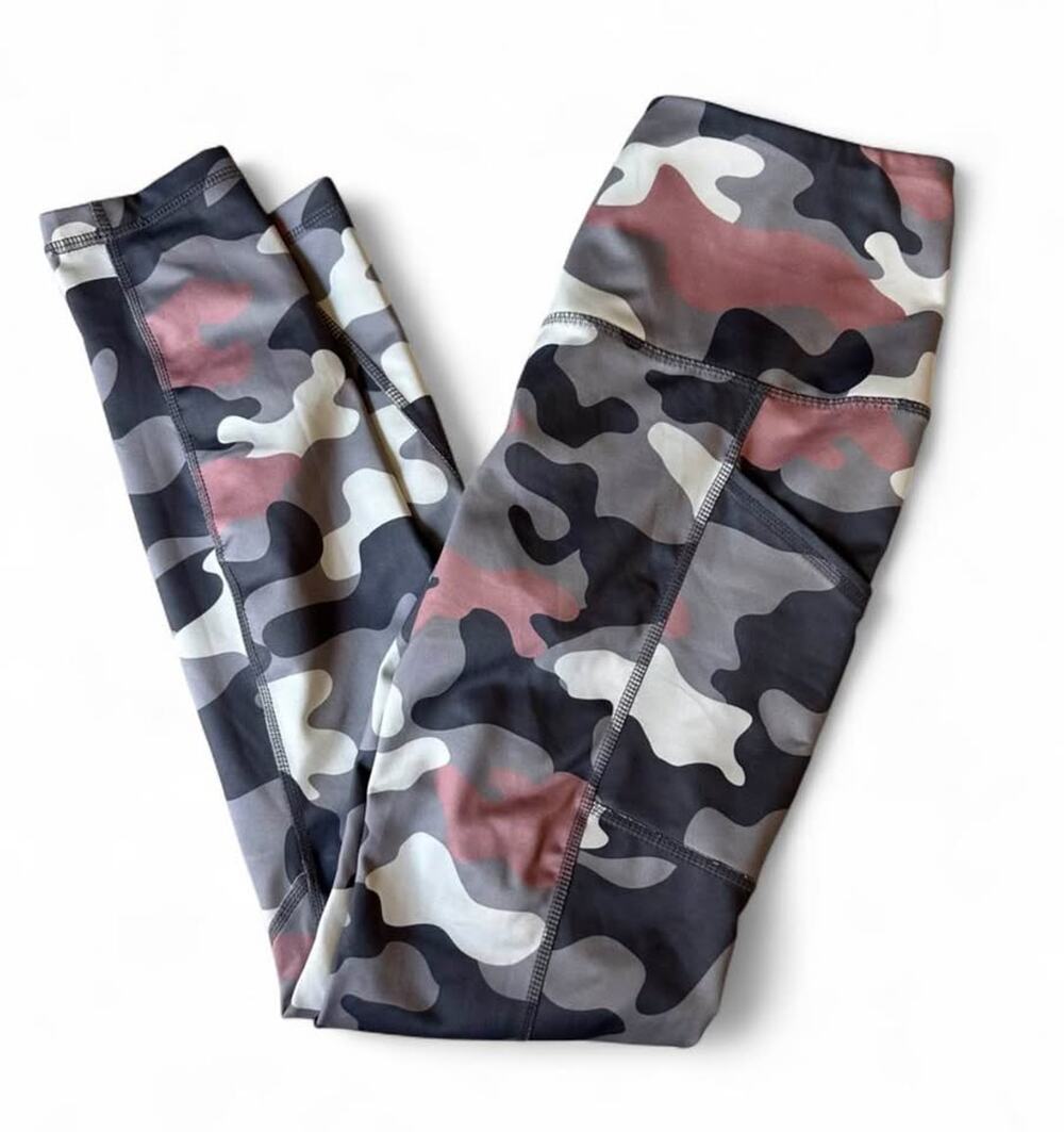 Women's Reebok Camo Print Leggings with Pockets size Small